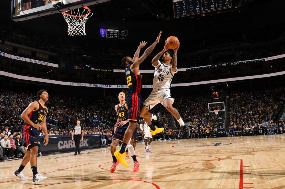 表现出色 表现出色