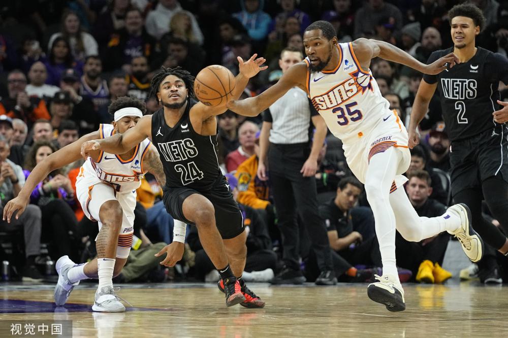 据己方阵容 据己方阵容