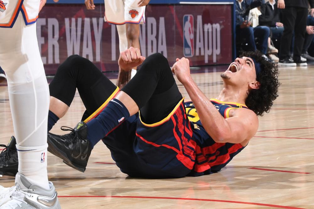 身材高大且 身材高大且