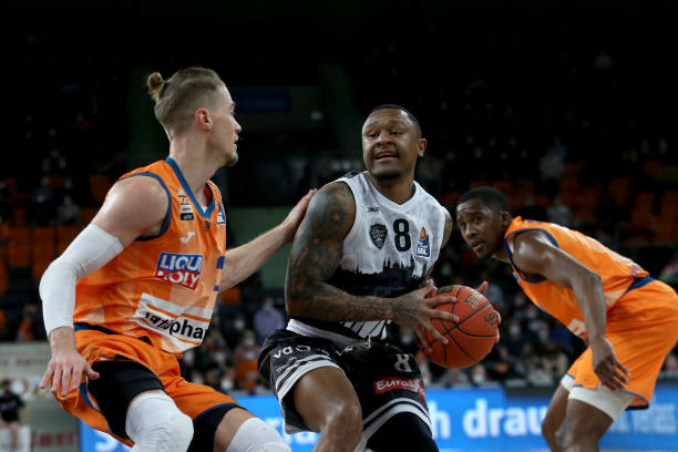 估和改变 估和改变